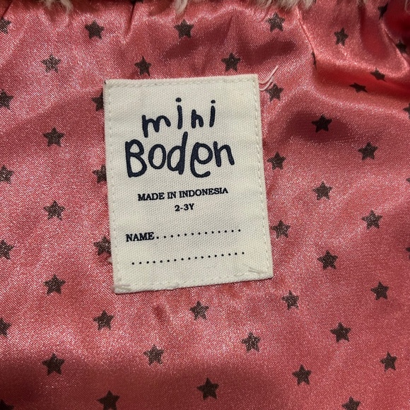 Mini Boden Cream Faux Fur Vest Toddler Girl 2/3 - Picture 4 of 13